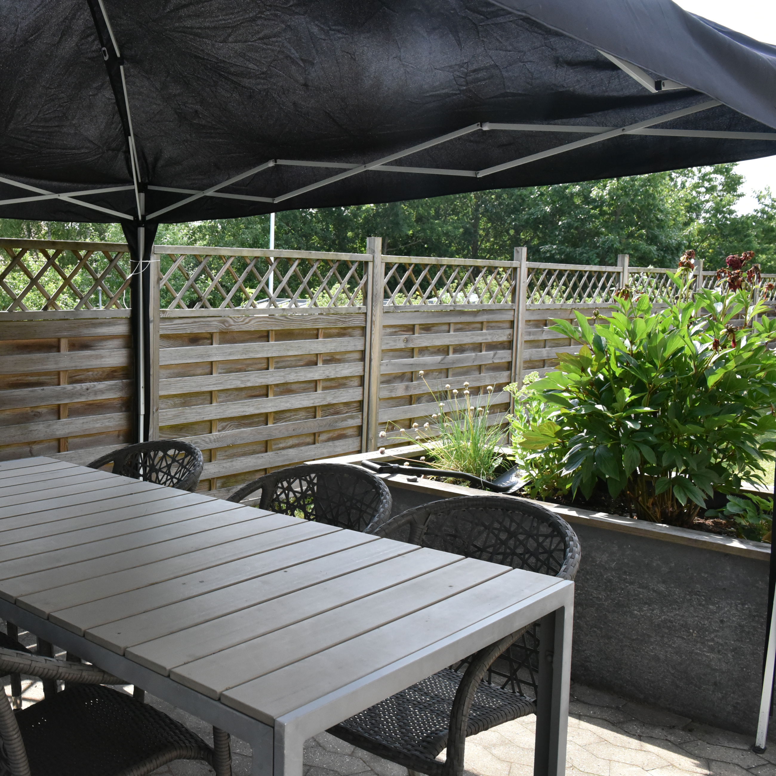 Overdækket terrasse hos Kollektivhuset