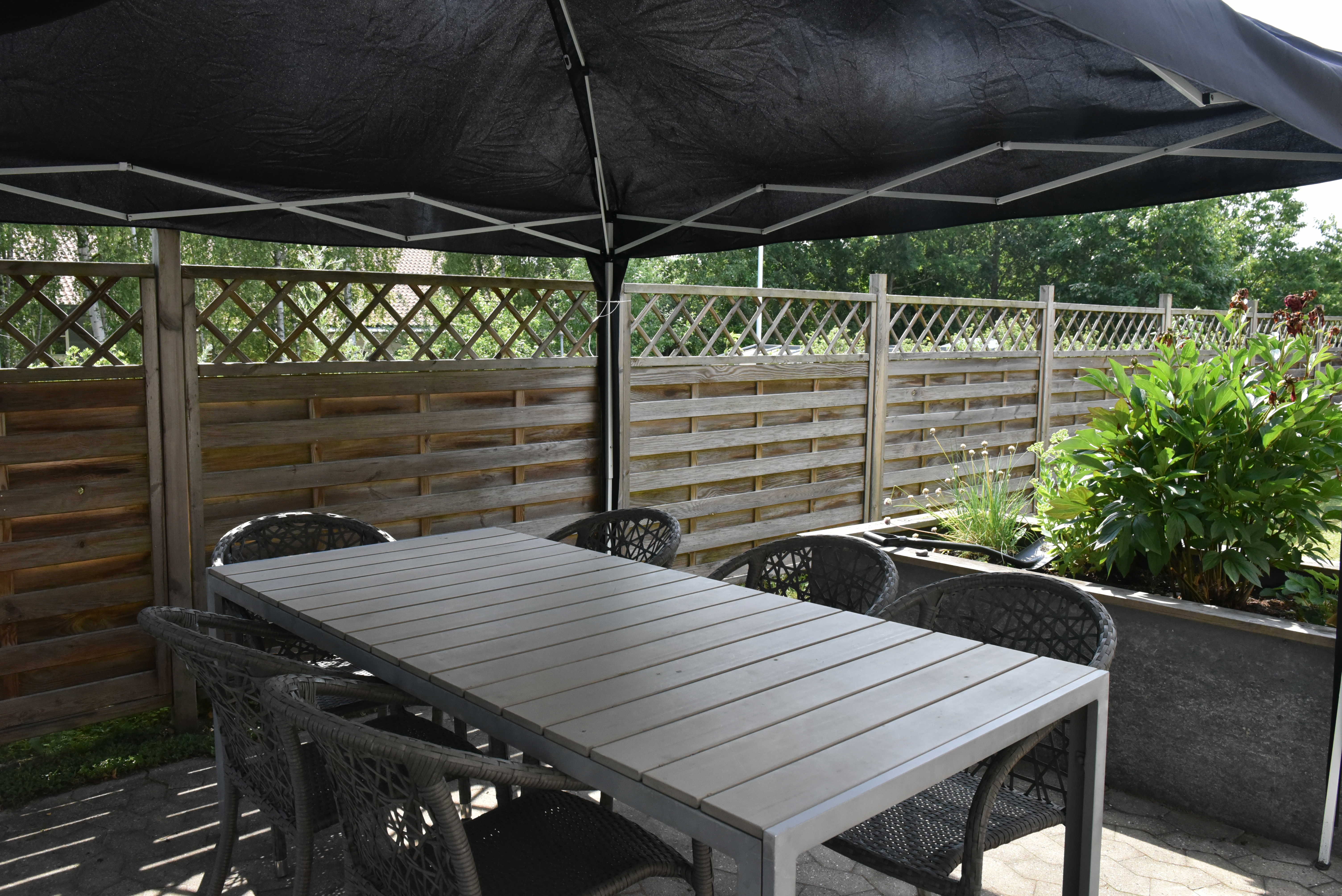 Overdækket terrasse hos Kollektivhuset